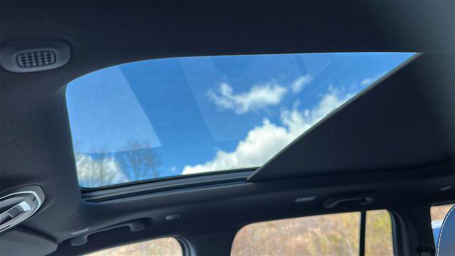 new 2025 Jeep Grand Cherokee car, priced at $49,233