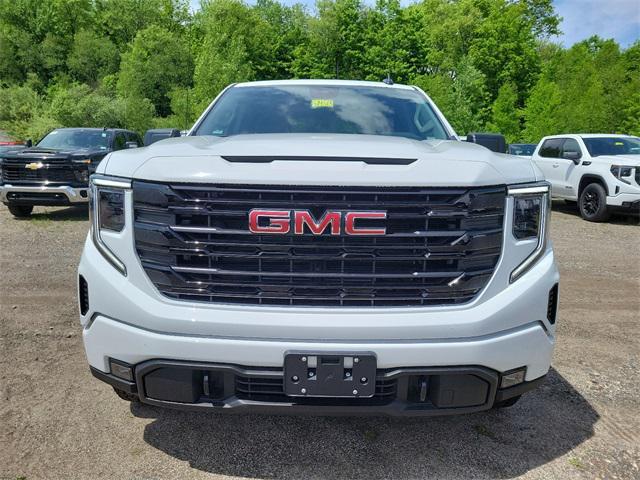 new 2024 GMC Sierra 1500 car, priced at $45,395