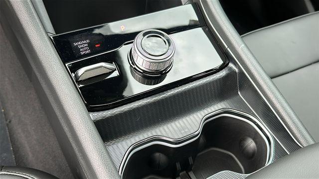 new 2025 Jeep Grand Cherokee L car, priced at $46,872