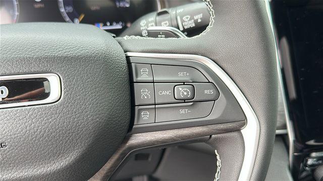 new 2025 Jeep Grand Cherokee L car, priced at $46,872