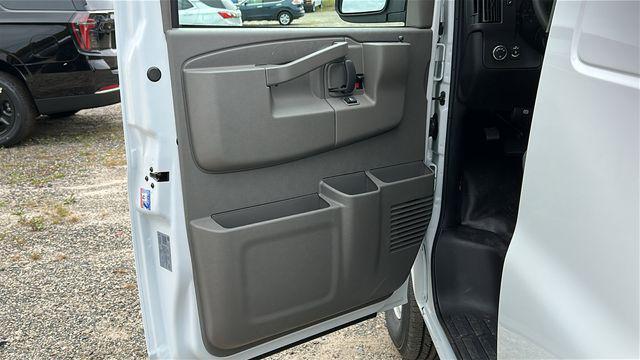 new 2025 Chevrolet Express 2500 car, priced at $46,660