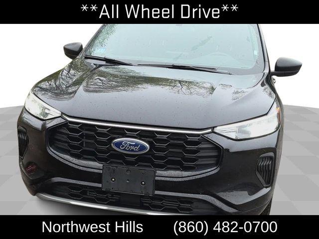 used 2024 Ford Escape car, priced at $25,999