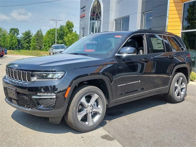 new 2024 Jeep Grand Cherokee car, priced at $53,737