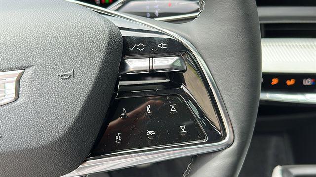 new 2025 Cadillac OPTIQ car, priced at $41,345