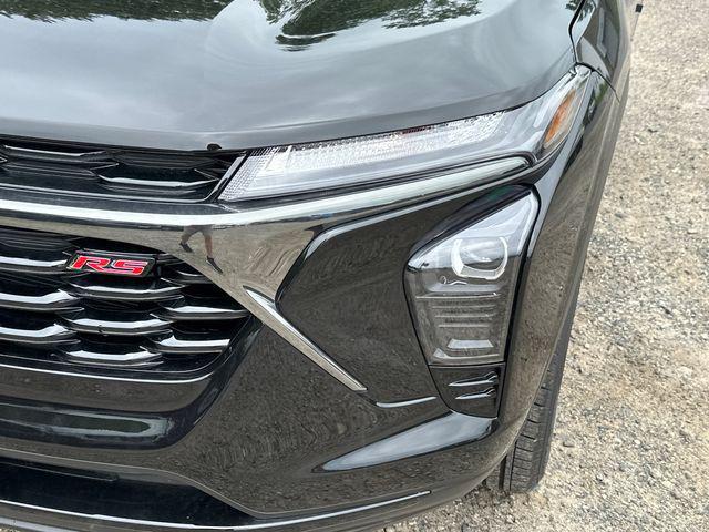 new 2025 Chevrolet Trax car, priced at $24,290