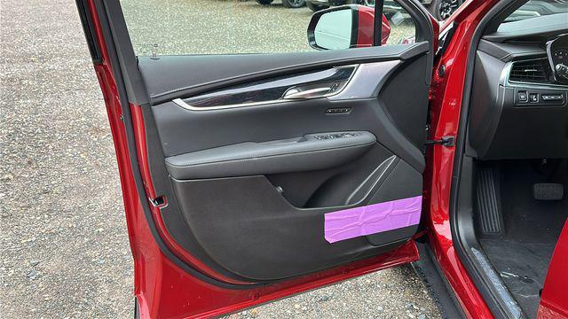 new 2025 Cadillac XT5 car, priced at $58,315