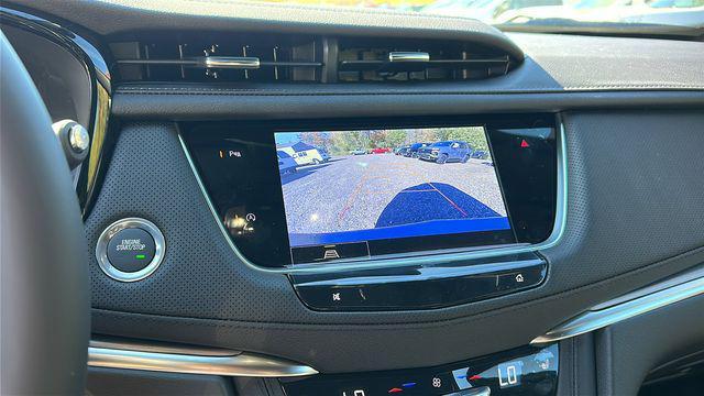 new 2025 Cadillac XT5 car, priced at $42,790