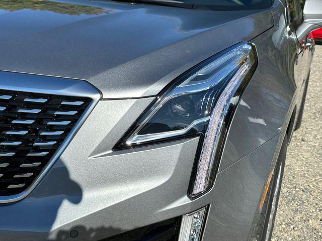 new 2025 Cadillac XT5 car, priced at $42,790