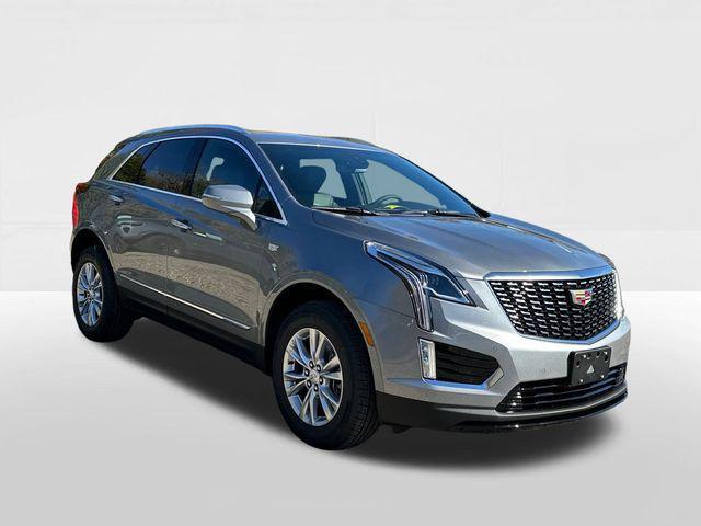 new 2025 Cadillac XT5 car, priced at $42,790