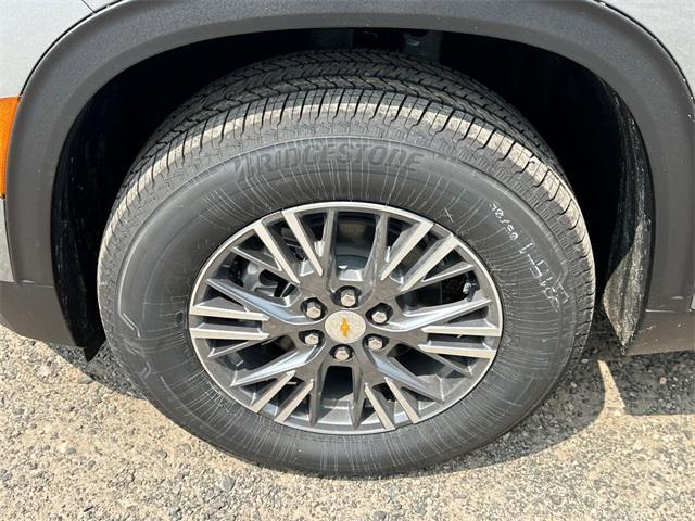 new 2025 Chevrolet Traverse car, priced at $45,445