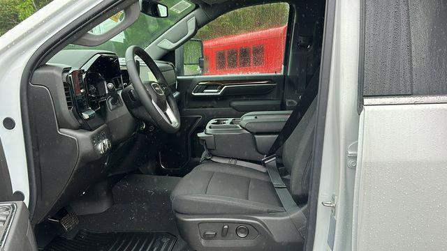 new 2025 GMC Sierra 2500 car, priced at $62,075