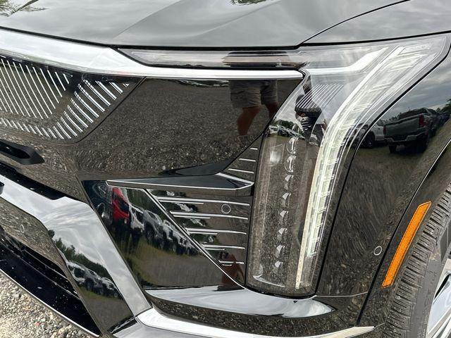 new 2025 Cadillac OPTIQ car, priced at $43,845