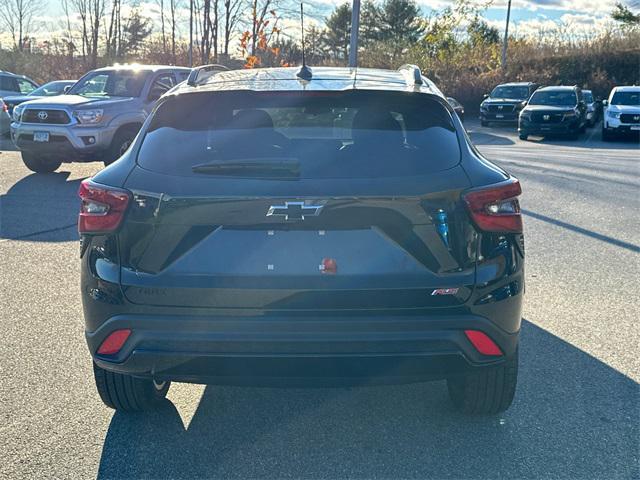 new 2025 Chevrolet Trax car, priced at $25,690