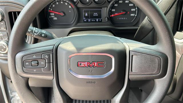 new 2025 GMC Sierra 1500 car, priced at $48,695