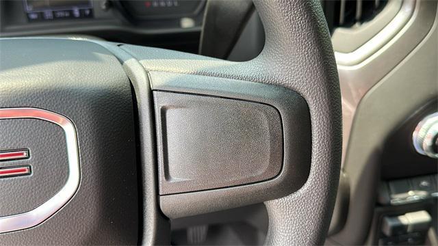 new 2025 GMC Sierra 1500 car, priced at $48,695