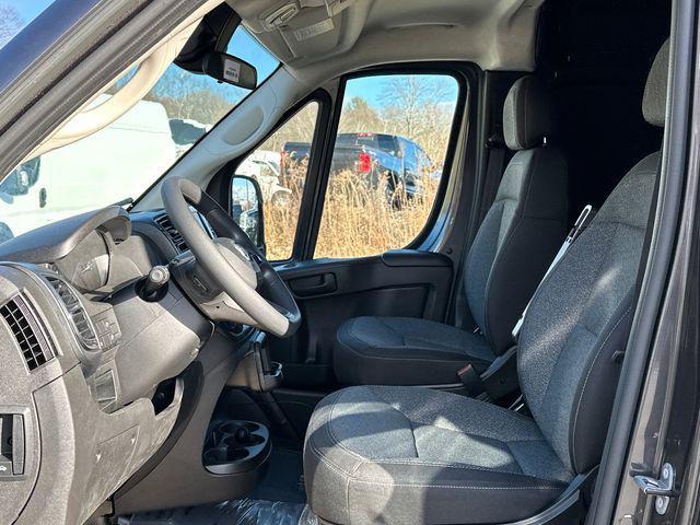 new 2025 Ram ProMaster 2500 car, priced at $45,681