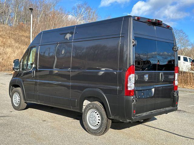 new 2025 Ram ProMaster 2500 car, priced at $45,681