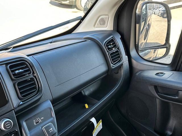 new 2025 Ram ProMaster 2500 car, priced at $45,681