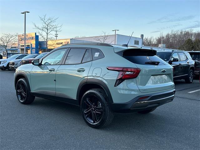 new 2025 Chevrolet Trax car, priced at $25,690