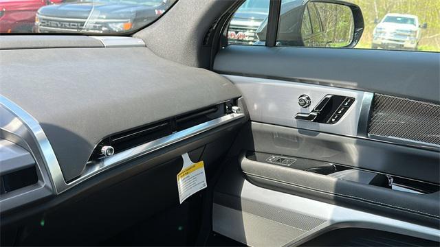 new 2026 Cadillac VISTIQ car, priced at $79,015