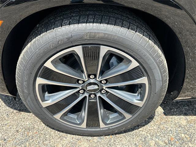 new 2026 Cadillac VISTIQ car, priced at $79,015