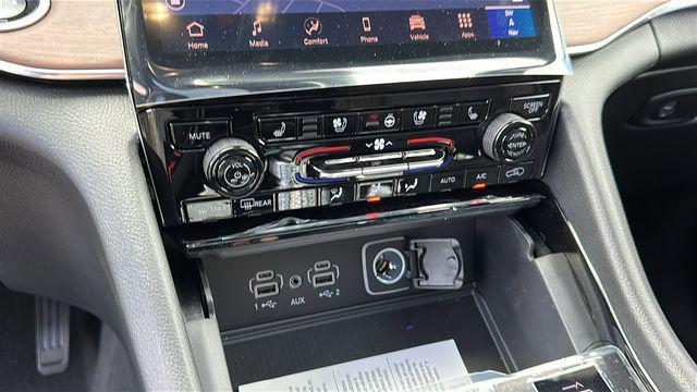 new 2025 Jeep Grand Cherokee L car, priced at $60,938
