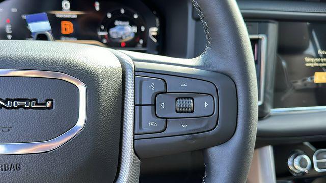 new 2024 GMC Yukon XL car, priced at $86,865