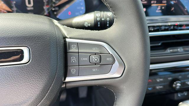 new 2026 Jeep Compass car, priced at $33,221