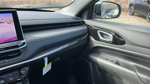 new 2026 Jeep Compass car, priced at $33,221