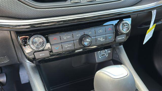 new 2026 Jeep Compass car, priced at $33,221