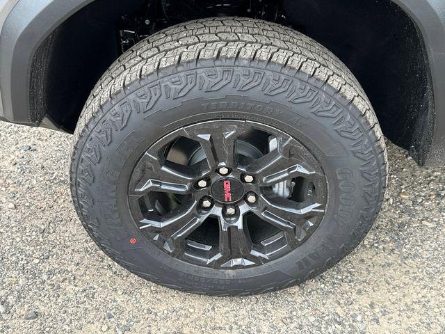 new 2025 GMC Canyon car, priced at $45,450