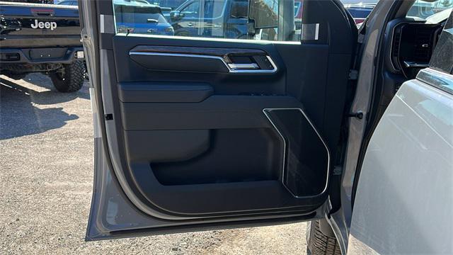new 2025 GMC Sierra 2500 car, priced at $72,425