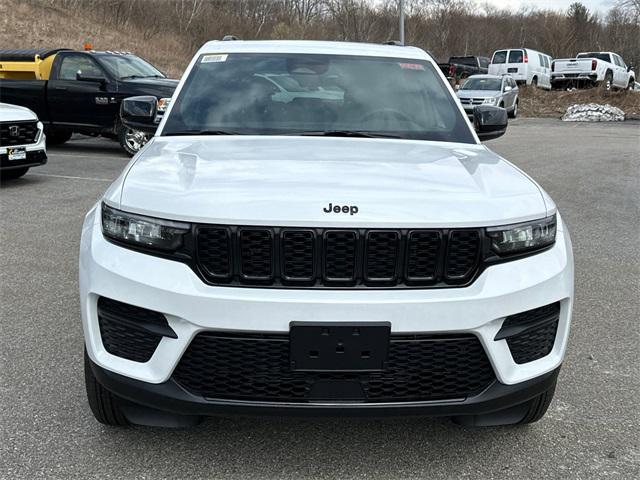 new 2025 Jeep Grand Cherokee car, priced at $38,495