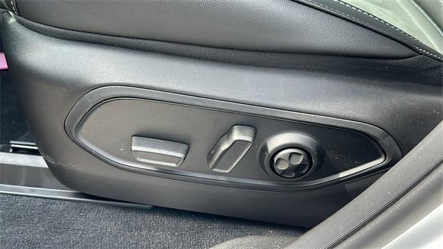 new 2025 Jeep Grand Cherokee car, priced at $38,495