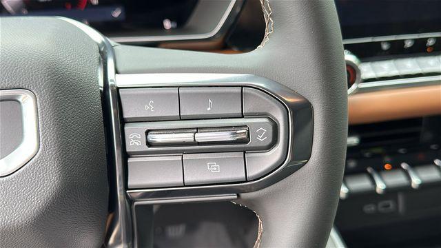 new 2025 GMC Canyon car, priced at $51,465