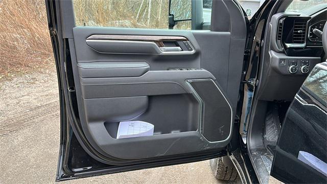 new 2025 GMC Sierra 2500 car, priced at $61,040