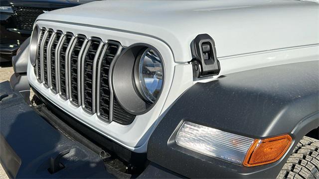 new 2025 Jeep Wrangler car, priced at $48,465