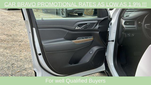 used 2023 GMC Acadia car, priced at $29,267