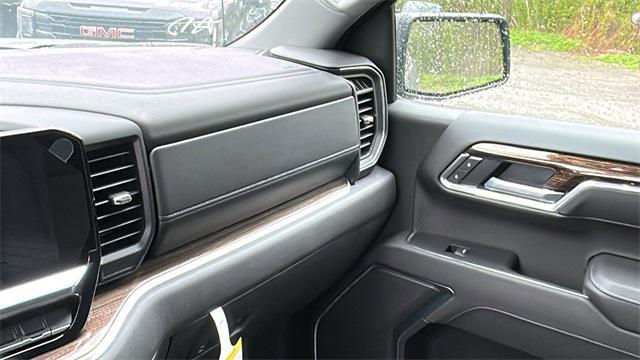new 2025 GMC Sierra 1500 car, priced at $56,235