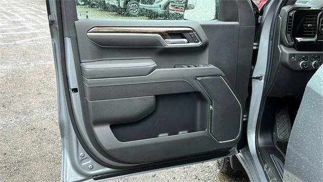 new 2025 GMC Sierra 1500 car, priced at $56,235