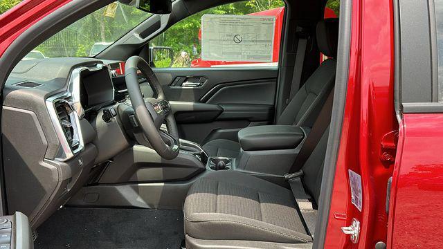 new 2025 GMC Canyon car, priced at $44,100