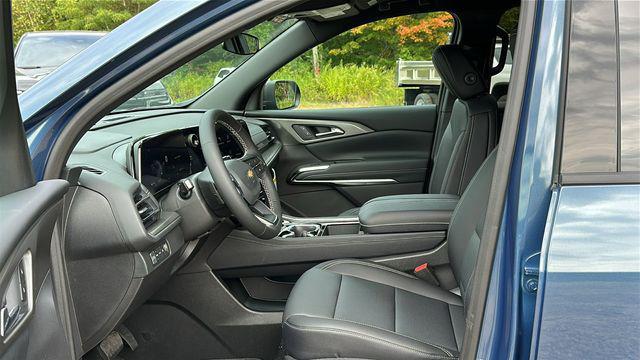 new 2026 Chevrolet Traverse car, priced at $44,695