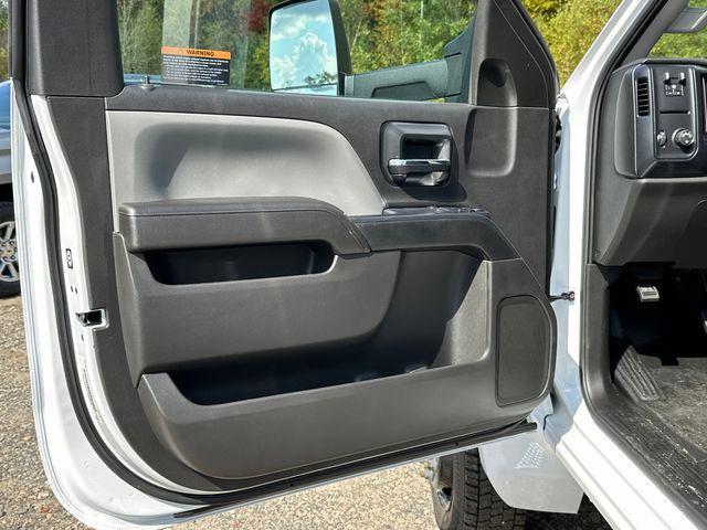 new 2024 Chevrolet Silverado 1500 car, priced at $49,398
