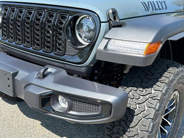 new 2025 Jeep Wrangler car, priced at $55,580