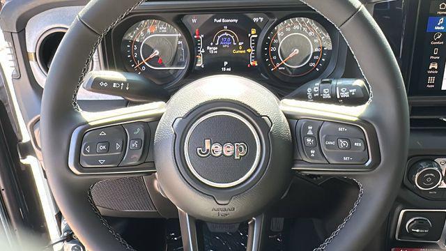 new 2025 Jeep Wrangler car, priced at $55,580