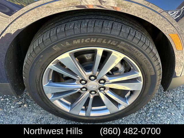 used 2025 Cadillac XT5 car, priced at $44,997