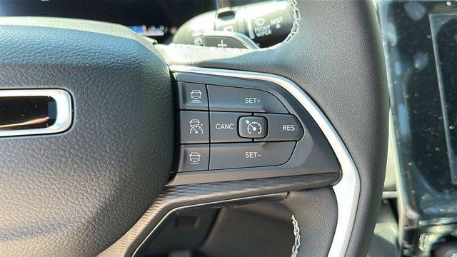 new 2025 Jeep Grand Cherokee car, priced at $41,459