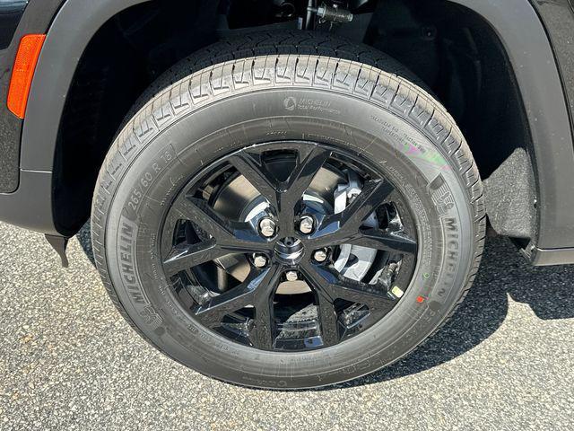 new 2025 Jeep Grand Cherokee car, priced at $41,459