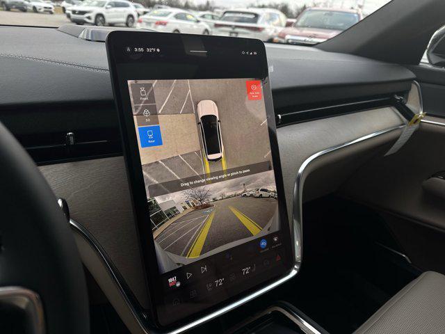 new 2025 Volvo EX90 car, priced at $83,740