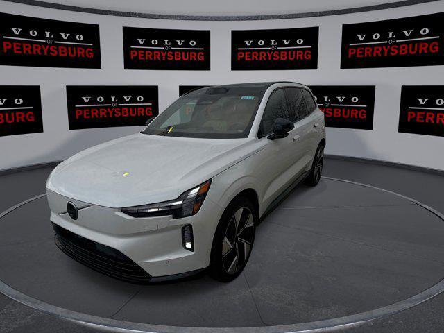 new 2025 Volvo EX90 car, priced at $83,740